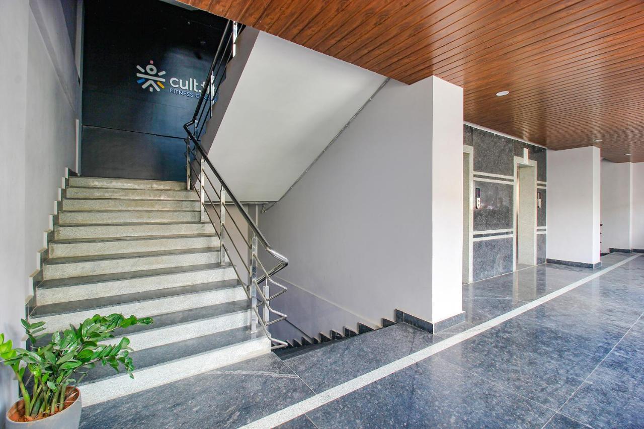Fabhotel Ssr Fern Suites - 100M From Gsm Mall Madeenaguda Lingampalli Екстериор снимка