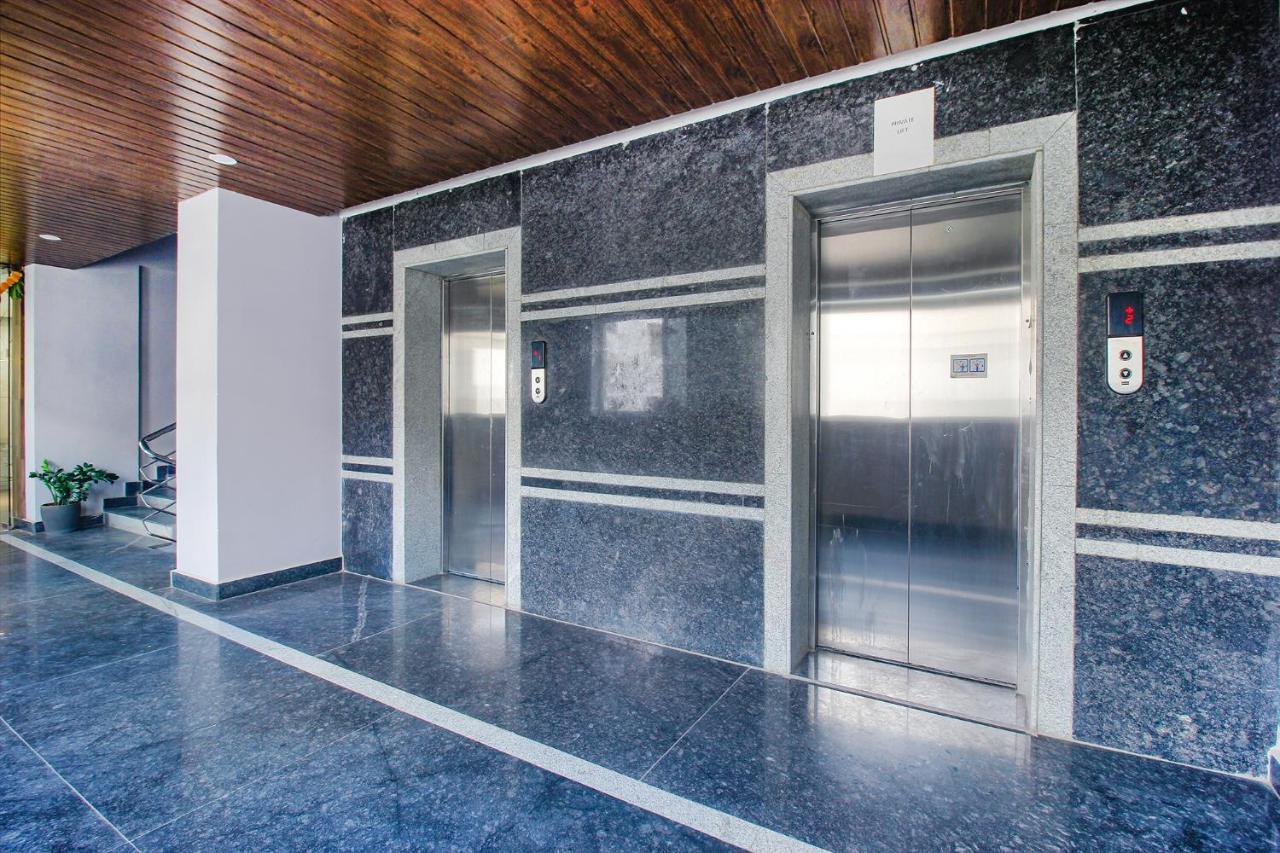 Fabhotel Ssr Fern Suites - 100M From Gsm Mall Madeenaguda Lingampalli Екстериор снимка